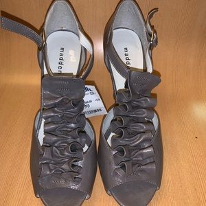 Madden Girl Gray Sz7 Open Toe Petrra 4 Heel Ruched